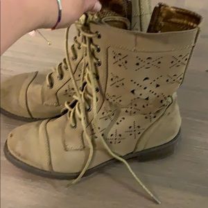 Tan lace-up Moto boots - size 6.5